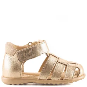 (1078-9) Emel Gold closed sandals