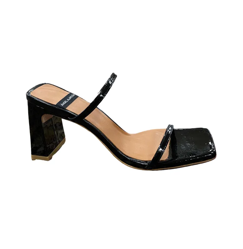 21093 Block Heel Sandal Black