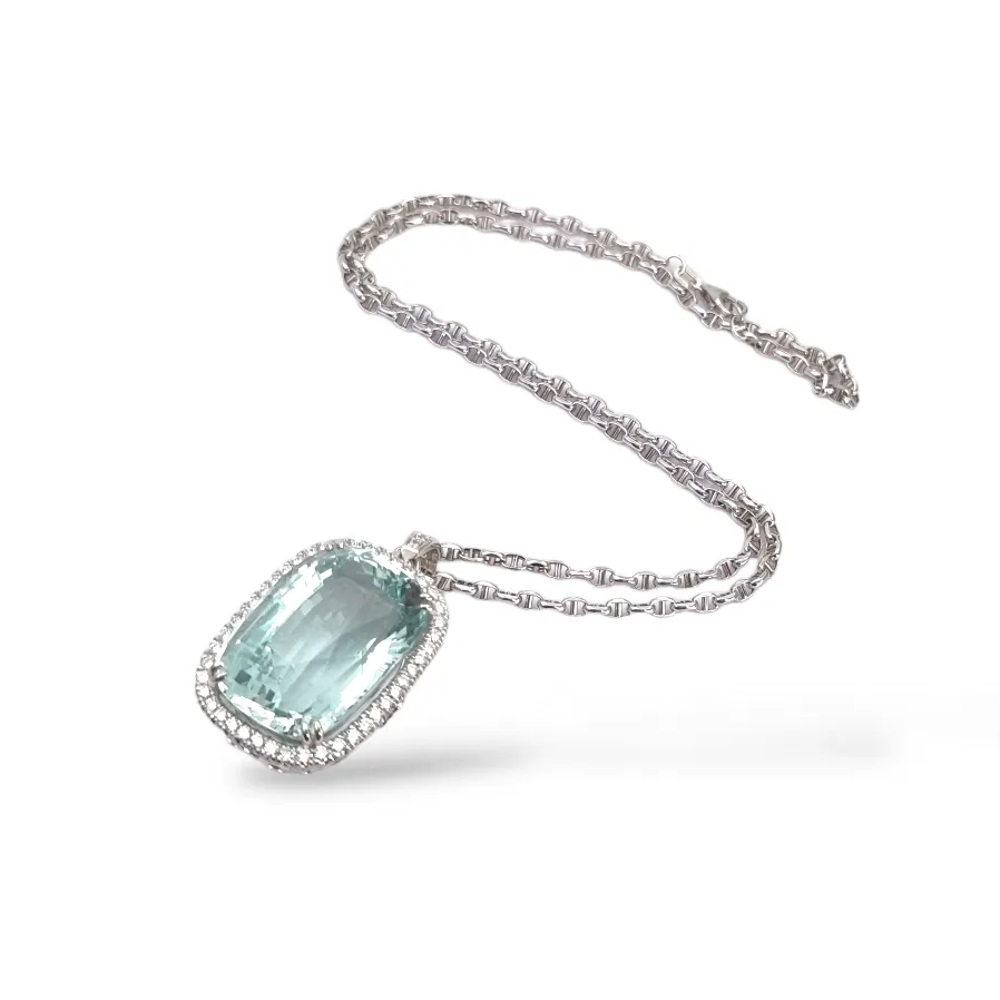 Aquamarine Pendant with Diamonds