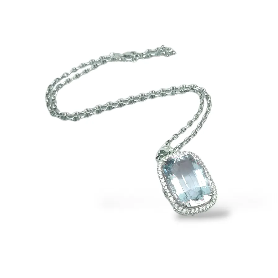 Aquamarine Pendant with Diamonds