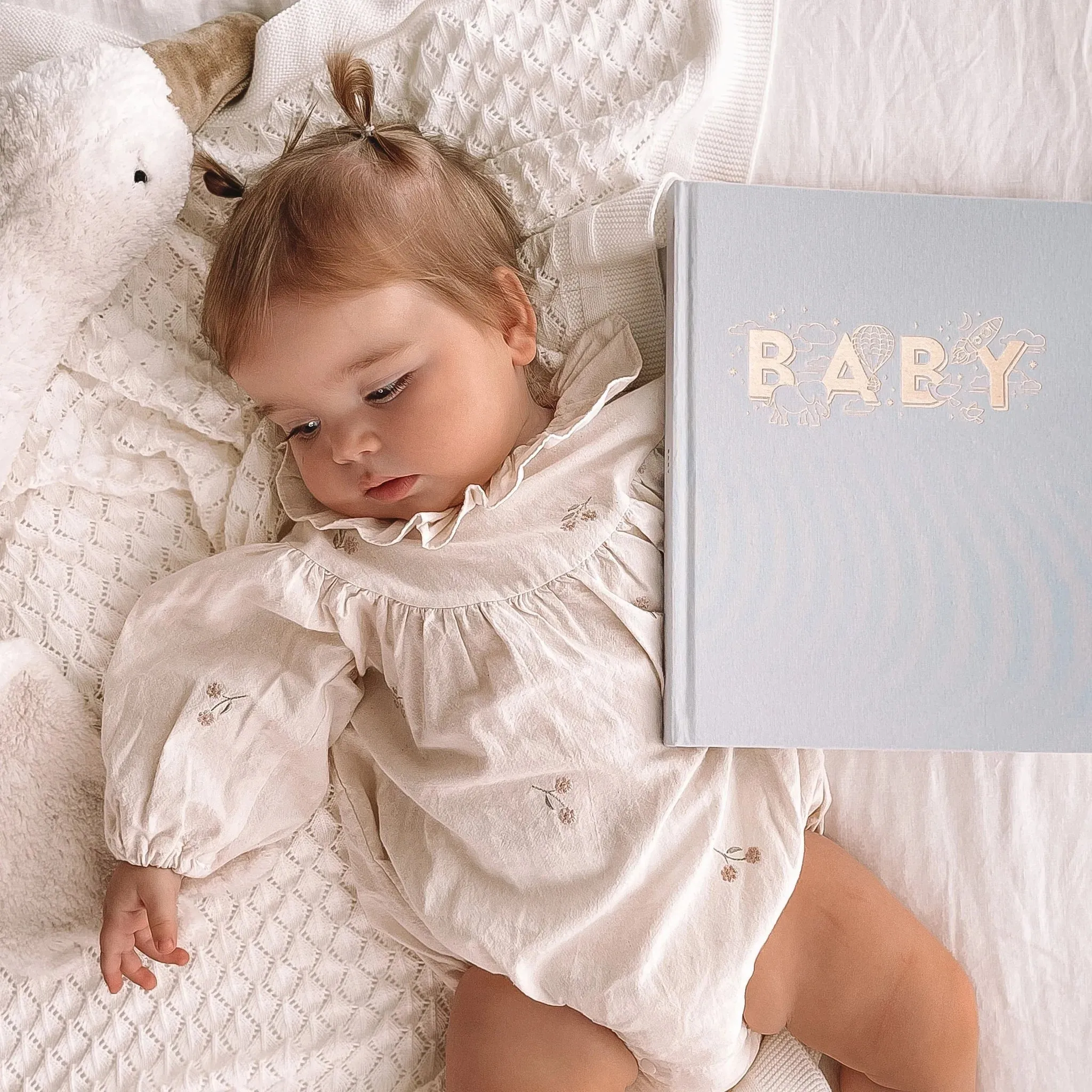 Baby Book | Powder