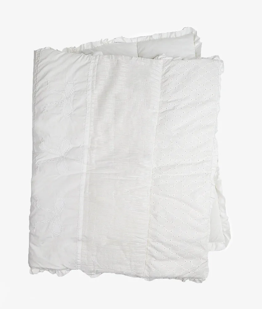 Baby Comforter Quilt – Classic White Theme