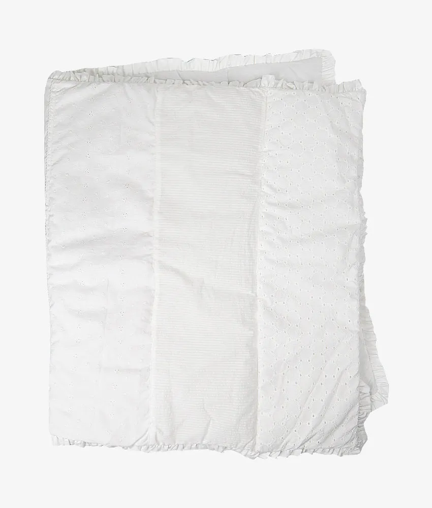 Baby Comforter Quilt – Classic White Theme