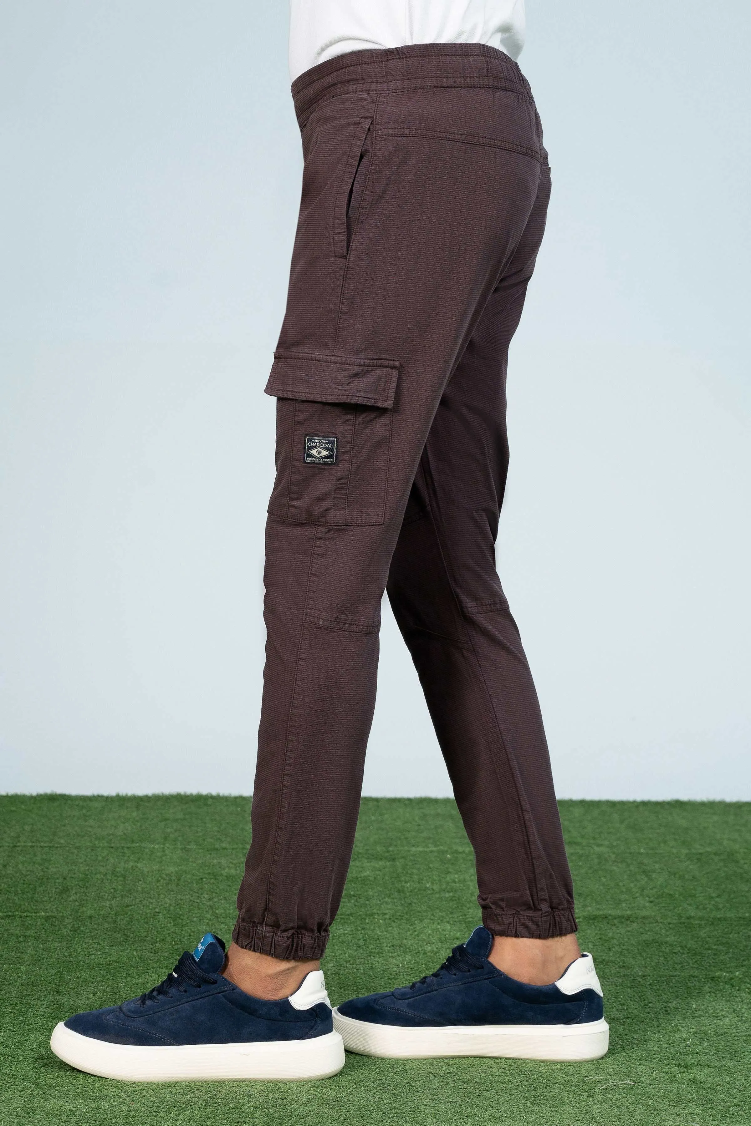 CARGO TEXTURED JOGGER TROUSER MAROON