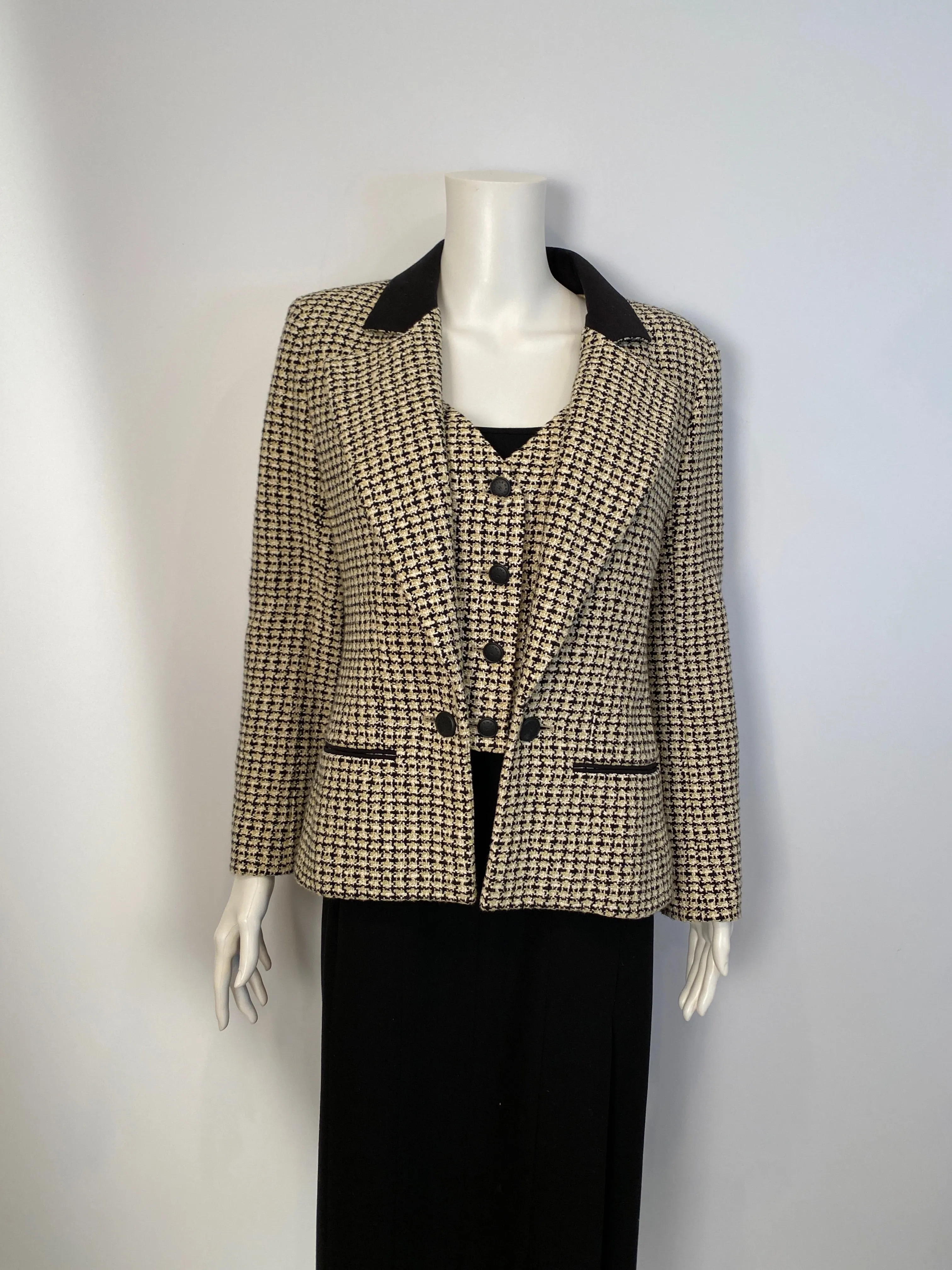 Chanel 02P, 2002 Spring pastel olive green Black Beige Tweed Vest attached jacket Blazer FR 36