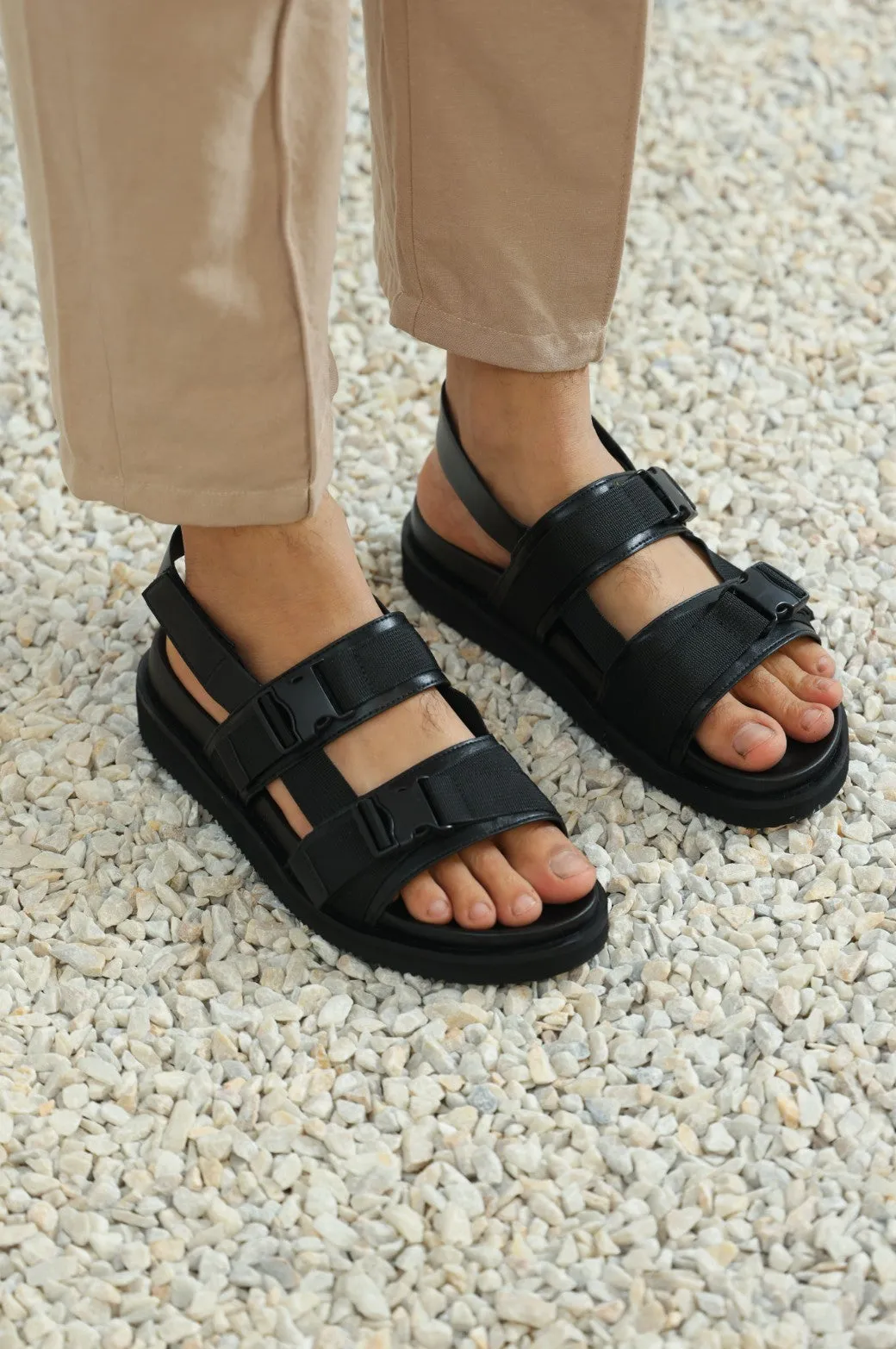 CHUNKY PLATFORM SANDALS