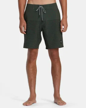 Curren 18 Boardshorts - Olive Dits