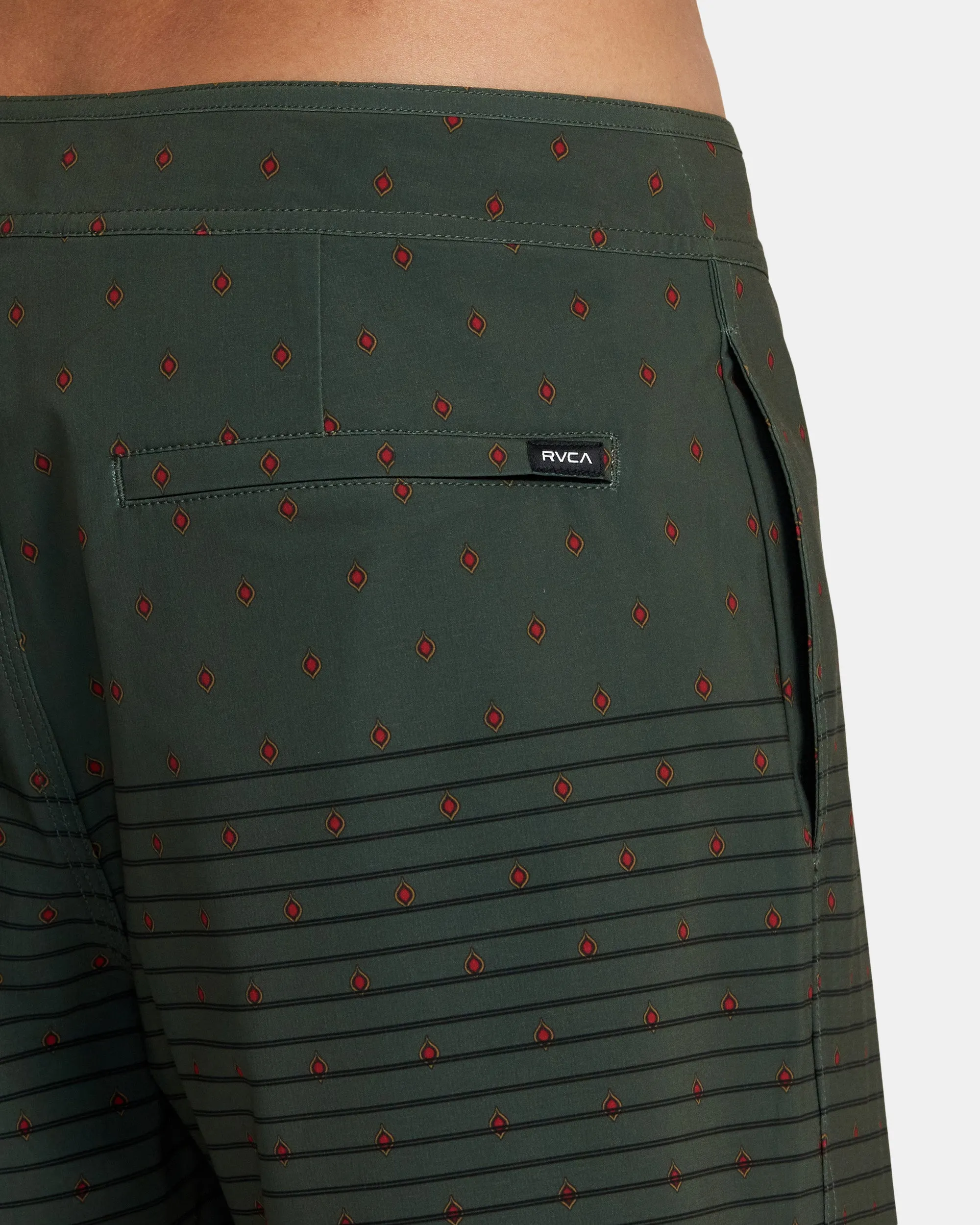 Curren 18 Boardshorts - Olive Dits