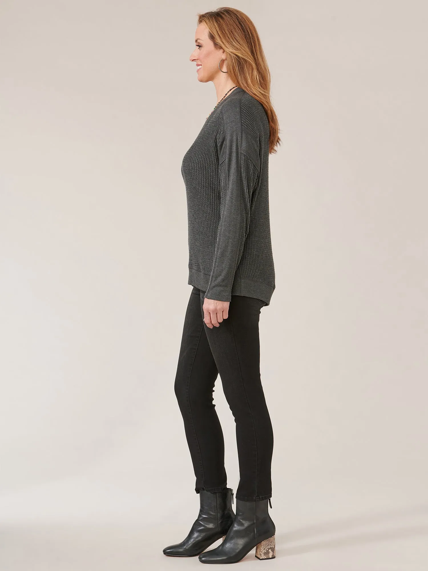 Dolman Sleeve V-Neck Hi-Low Hem Mixed Media Knit Top