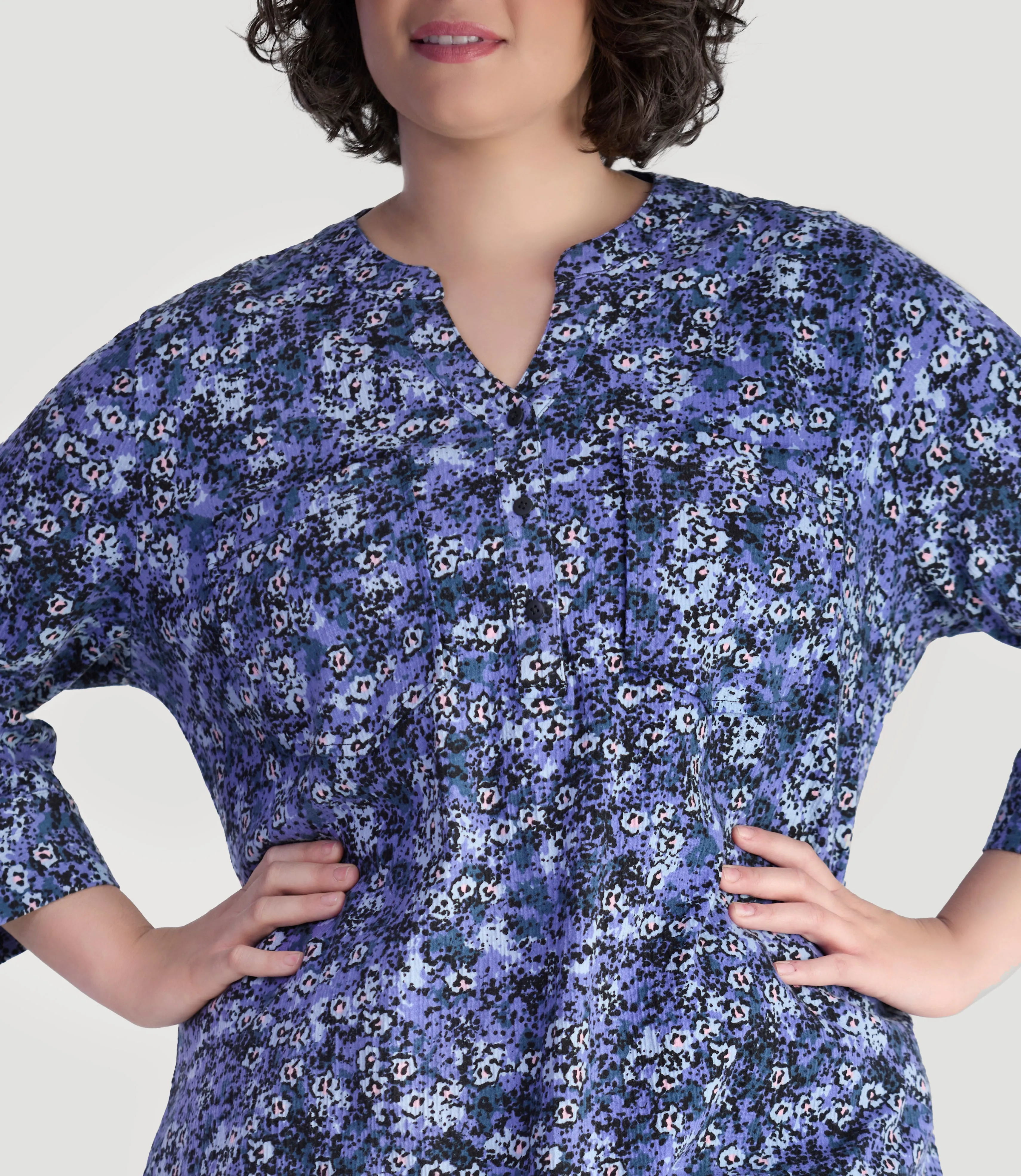 EZ Style Cottons 3/4 Sleeve Split Neck Tunic with Pockets Blue Meadow Print