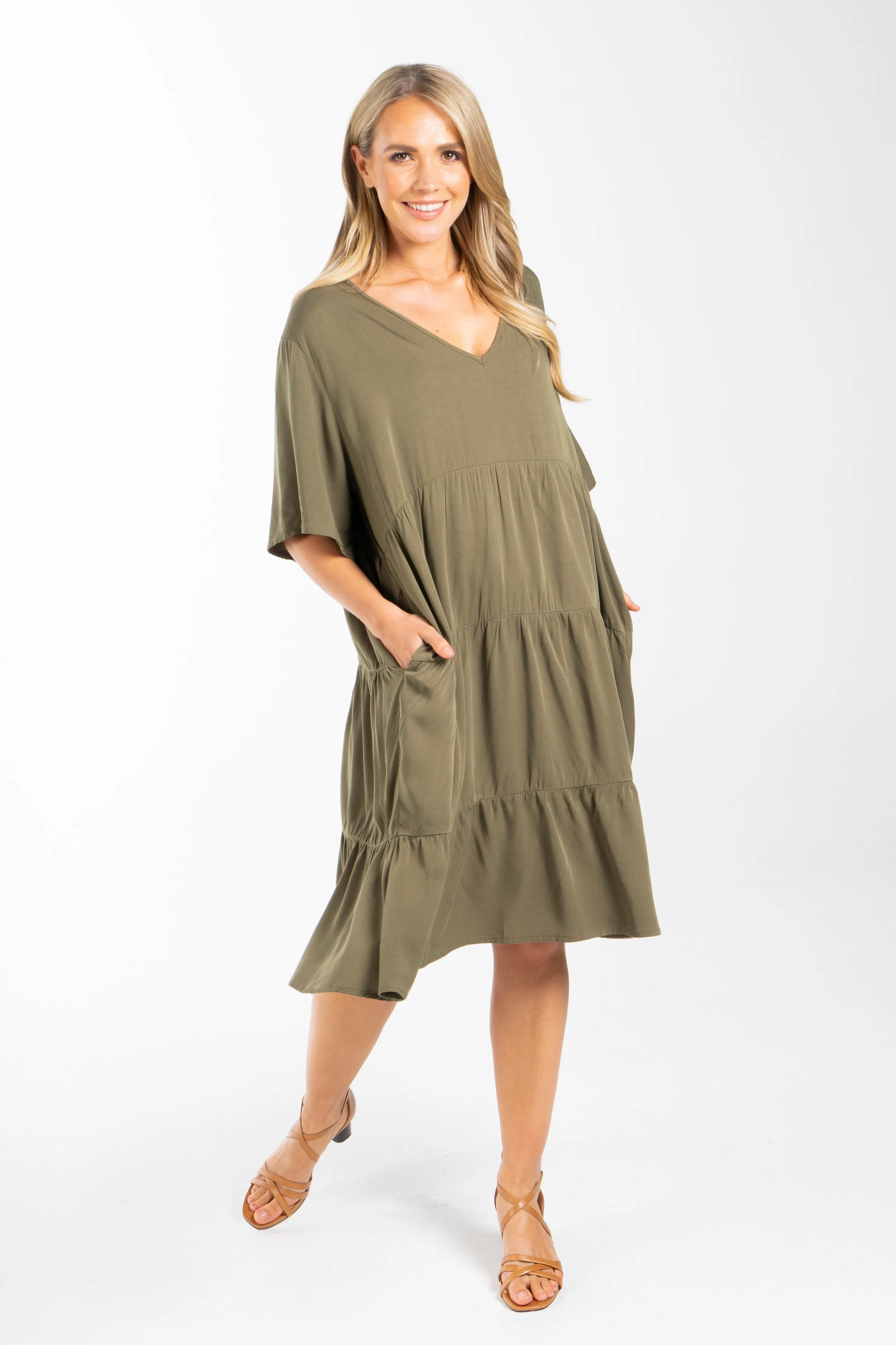 FINAL SALE Chic Dress in Khaki