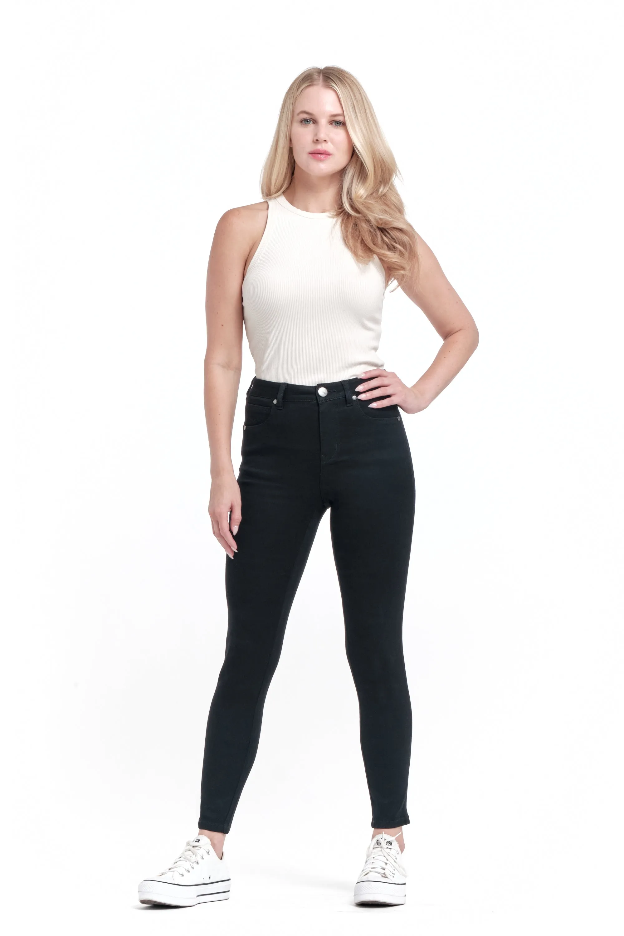 Gia Butter Ankle Skinny in Black