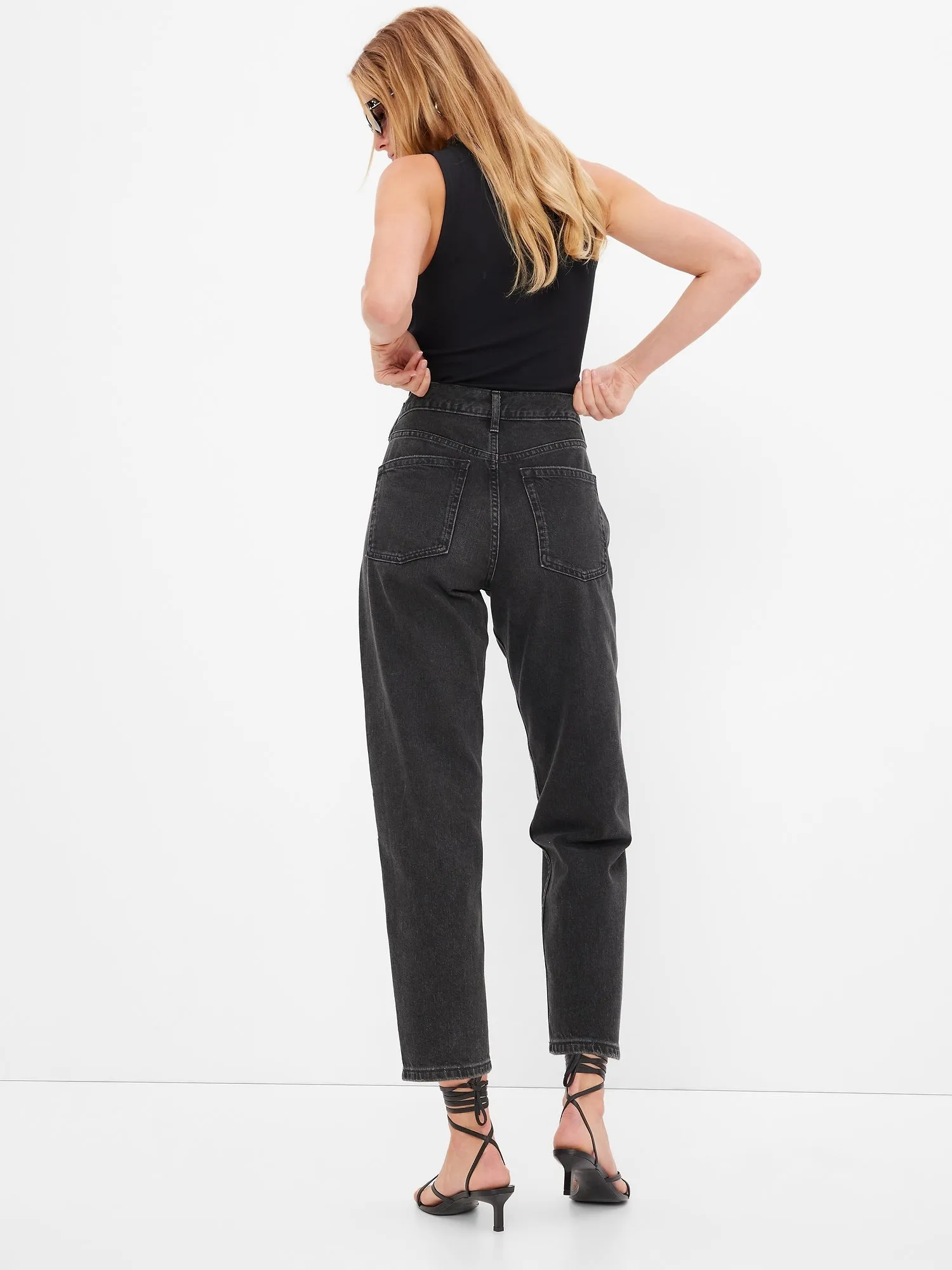 High Rise Barrel Jeans with Washwell