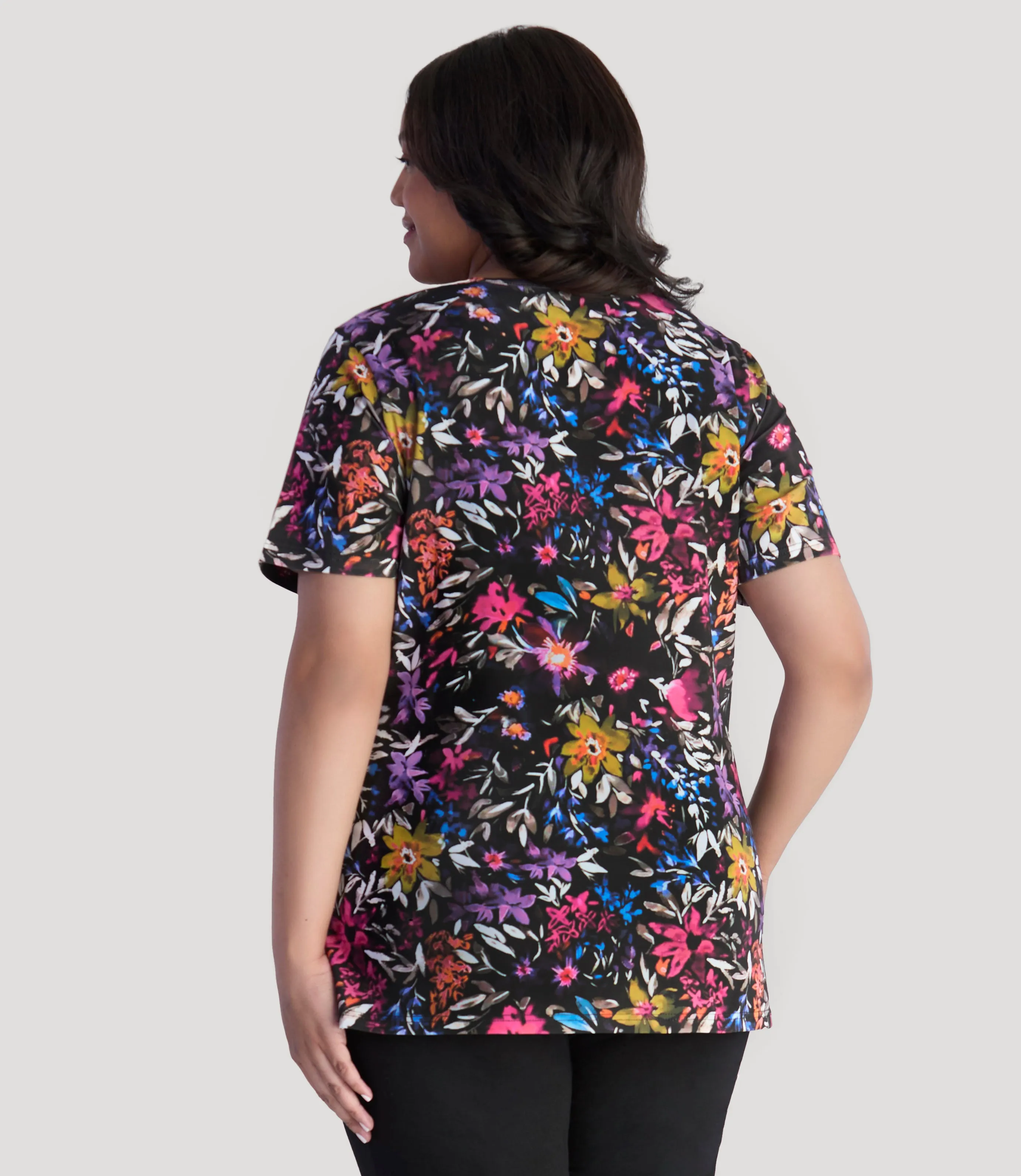 Junonia Printed Short Sleeve Vneck Top Floral Forest