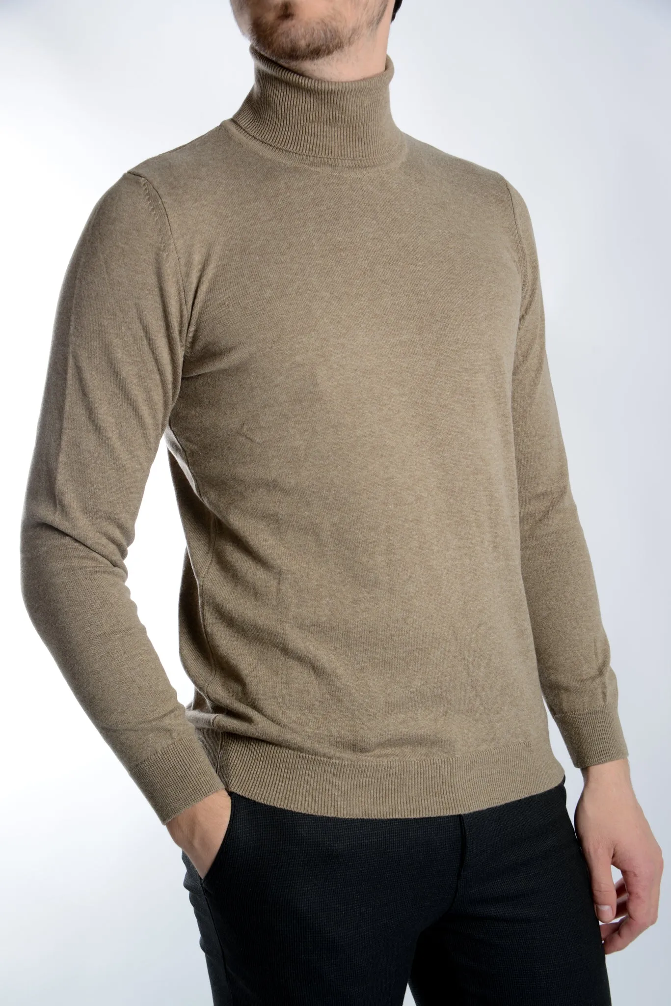 Leeds Slim Fit Heathered Turtleneck Euro Sweater