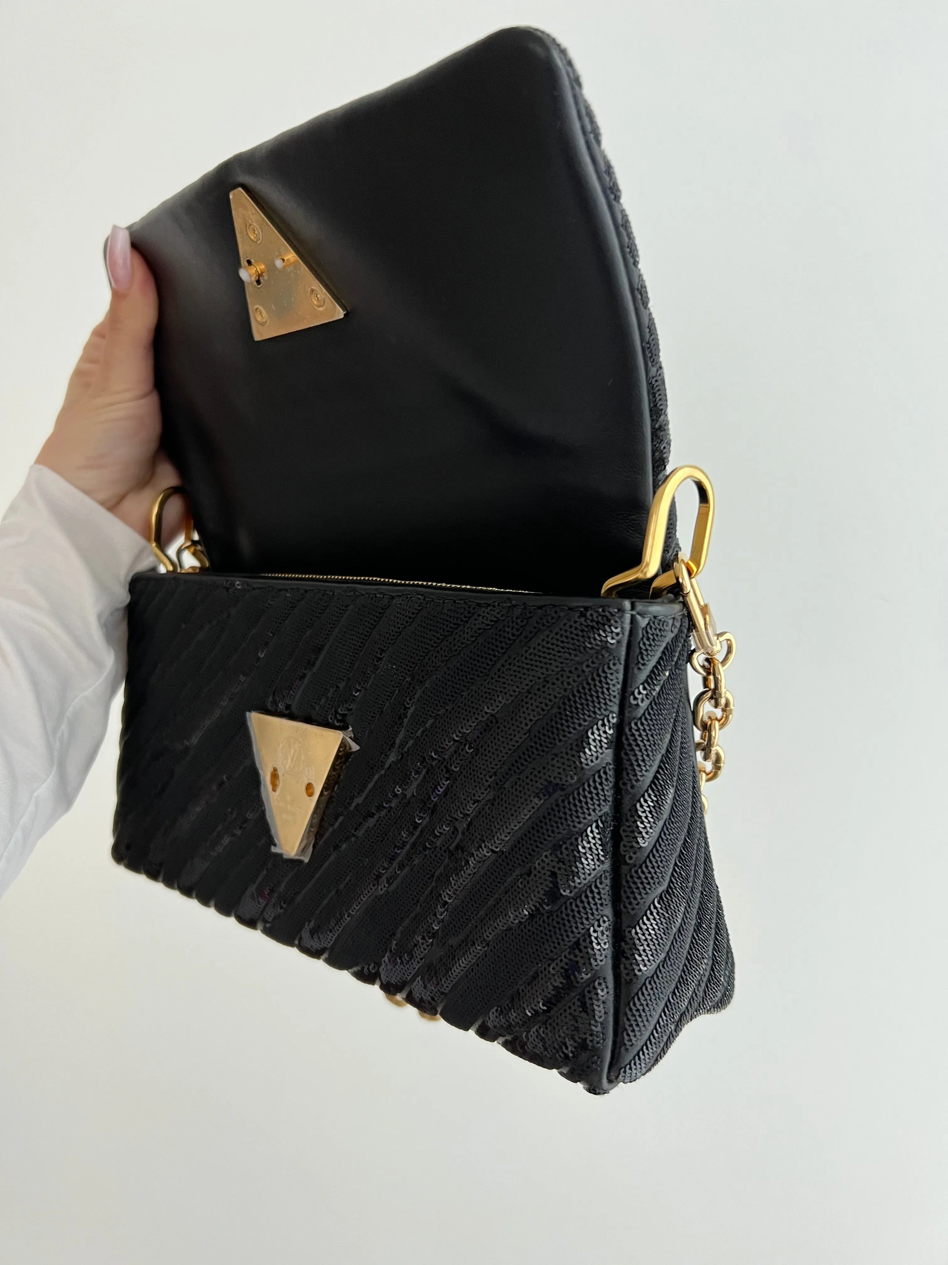 Louis Vuitton Twist East West Noir Sequin Bag