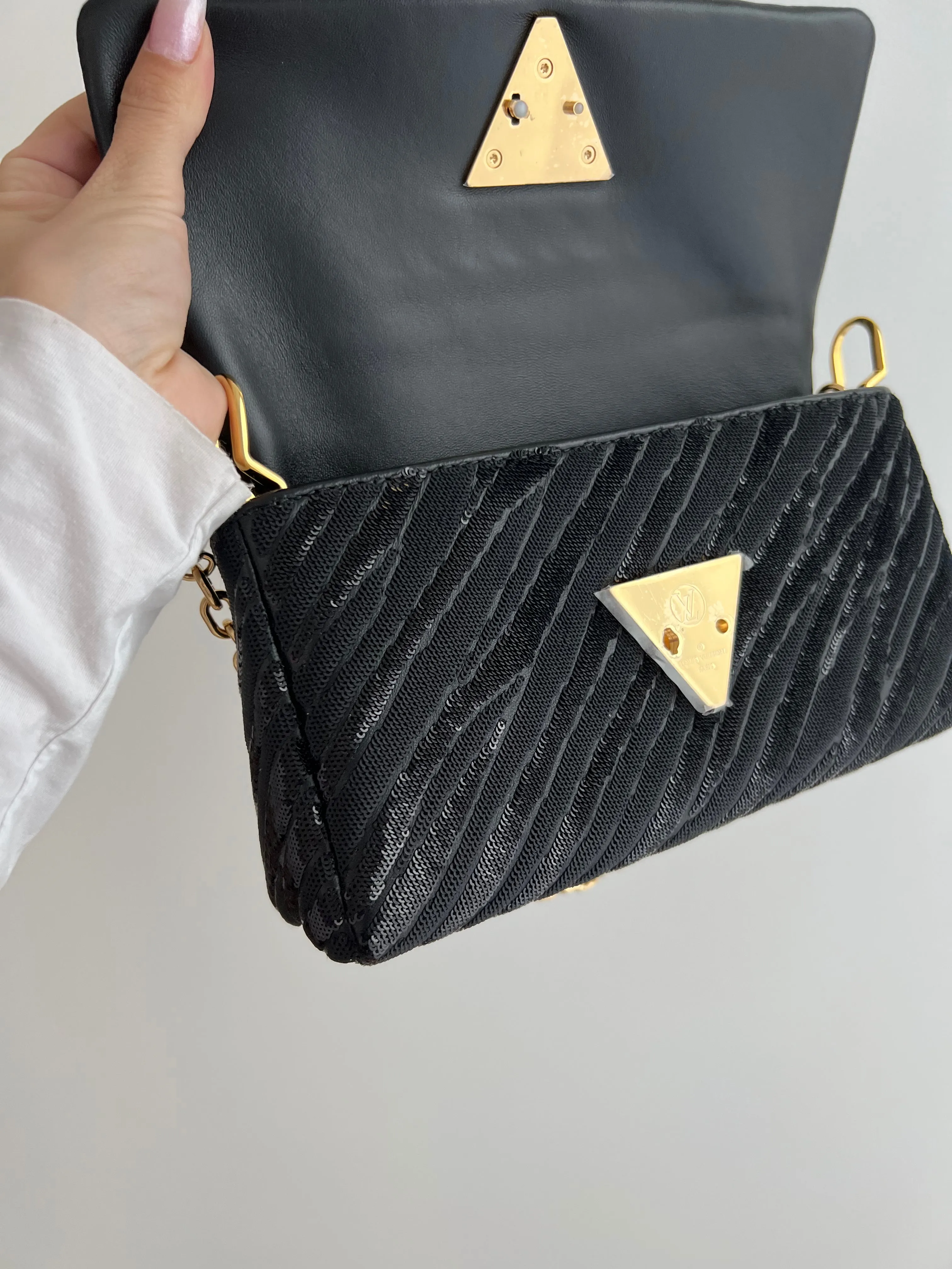 Louis Vuitton Twist East West Noir Sequin Bag