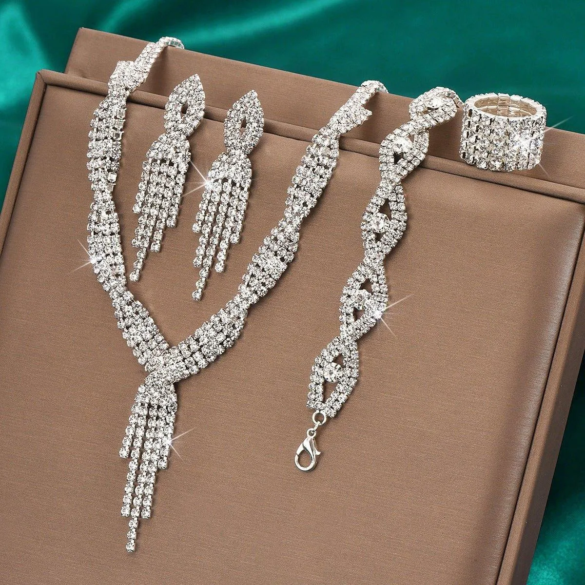 MAC091  Jewelry Set