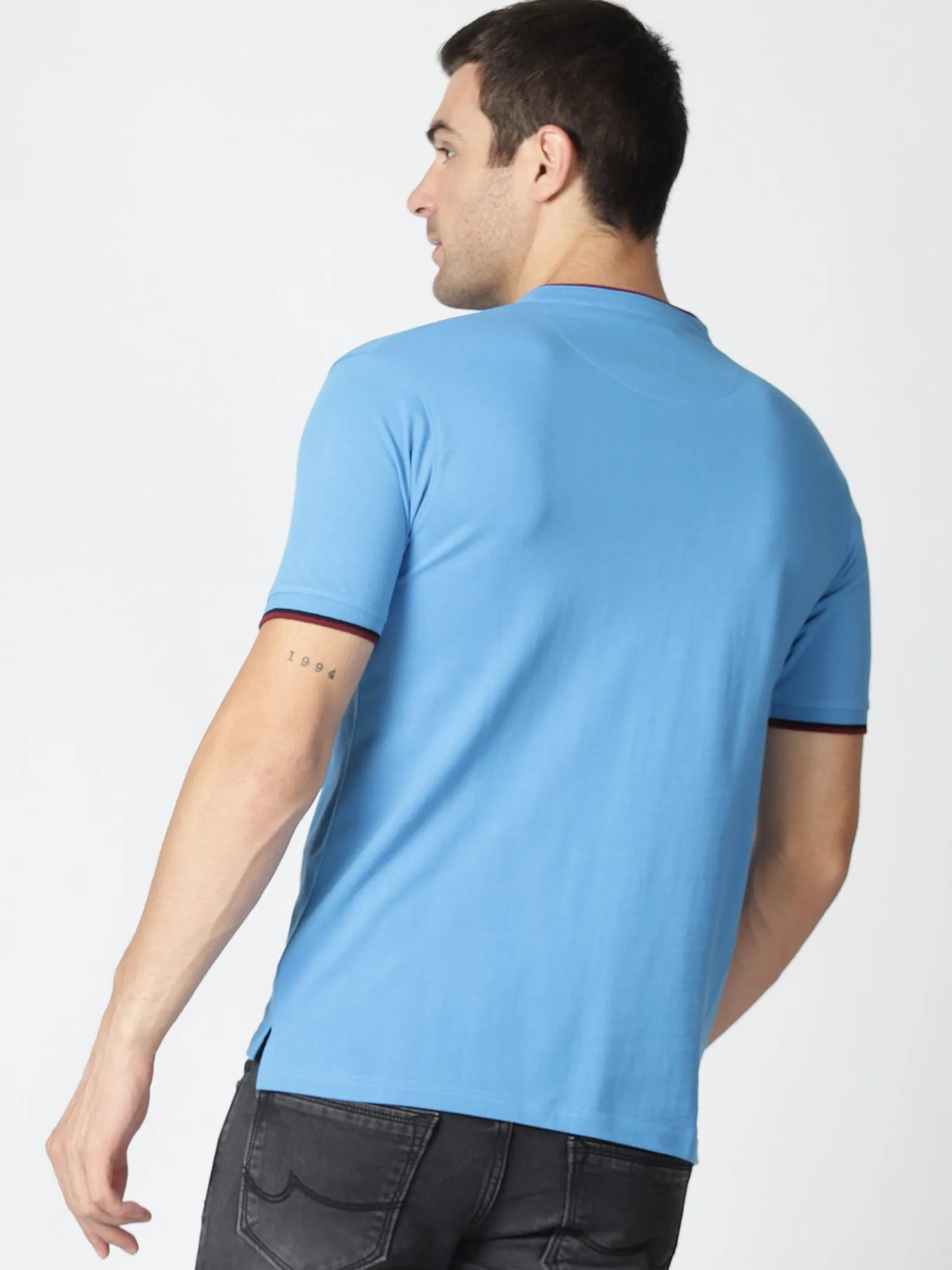 MEN'S BLUE SOLID SLIM FIT T-SHIRT