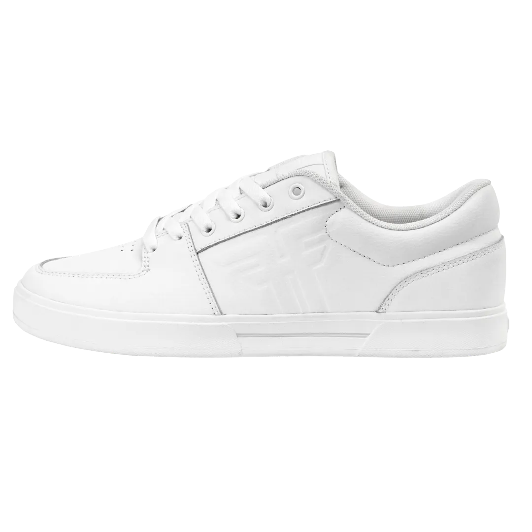 PATRIOT TRADEMARK FULL WHITE - CUPSOLE