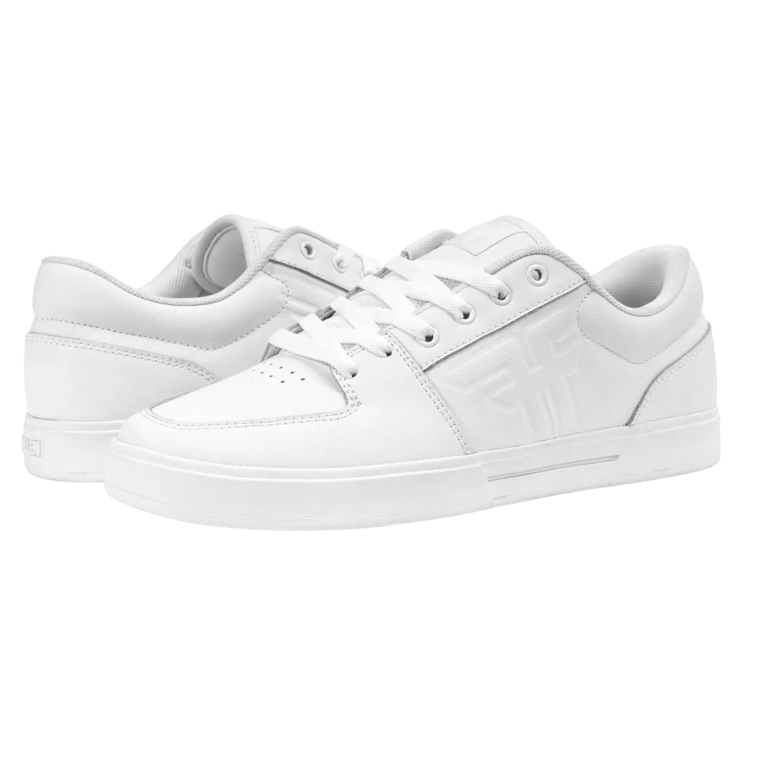 PATRIOT TRADEMARK FULL WHITE - CUPSOLE