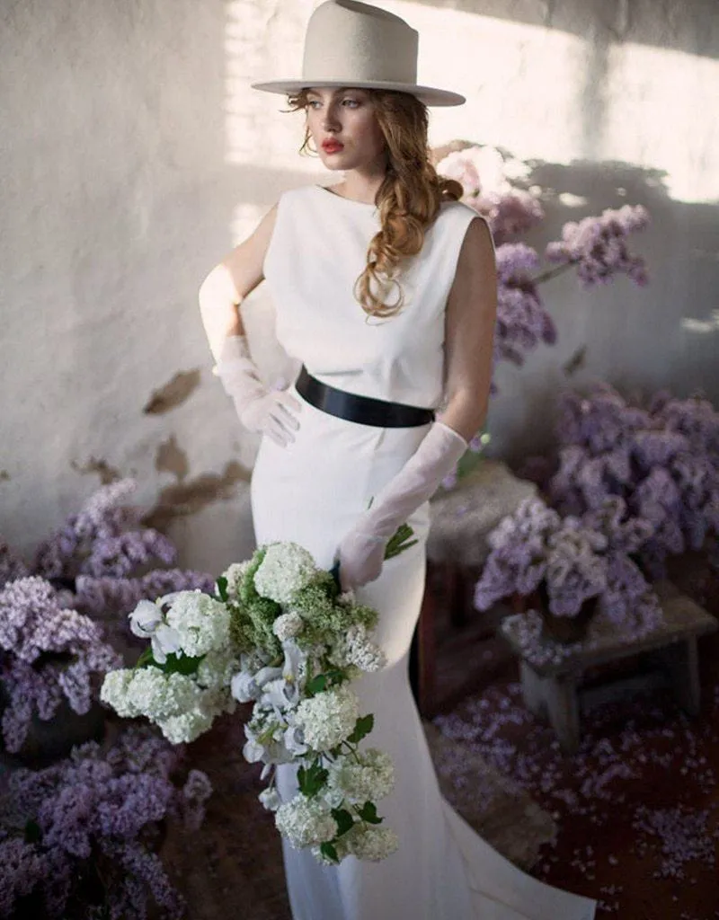 Radiant Classic Wedding Dress