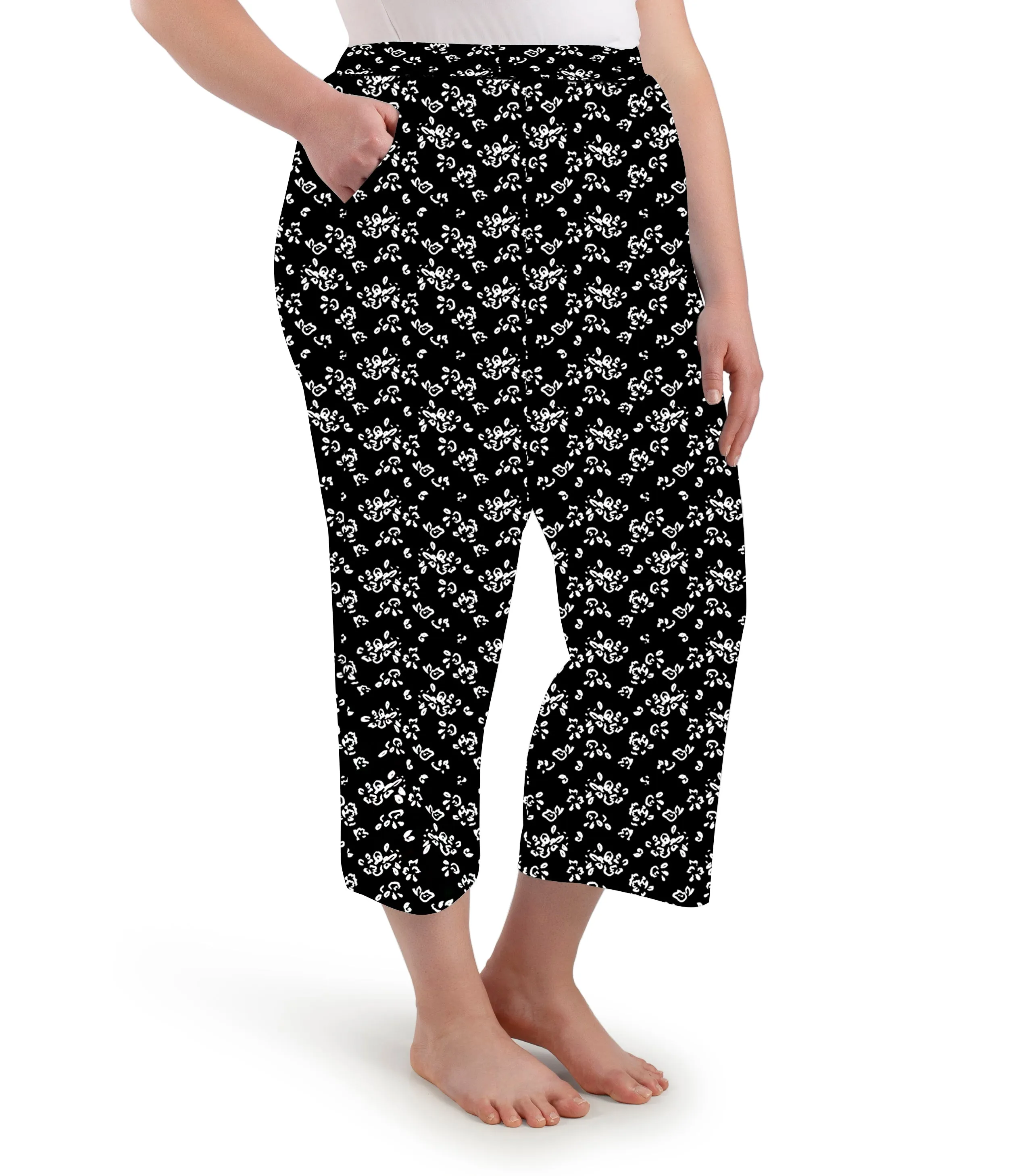 Stretch Naturals Lite Pocketed Capris Fresh Gardenia Print