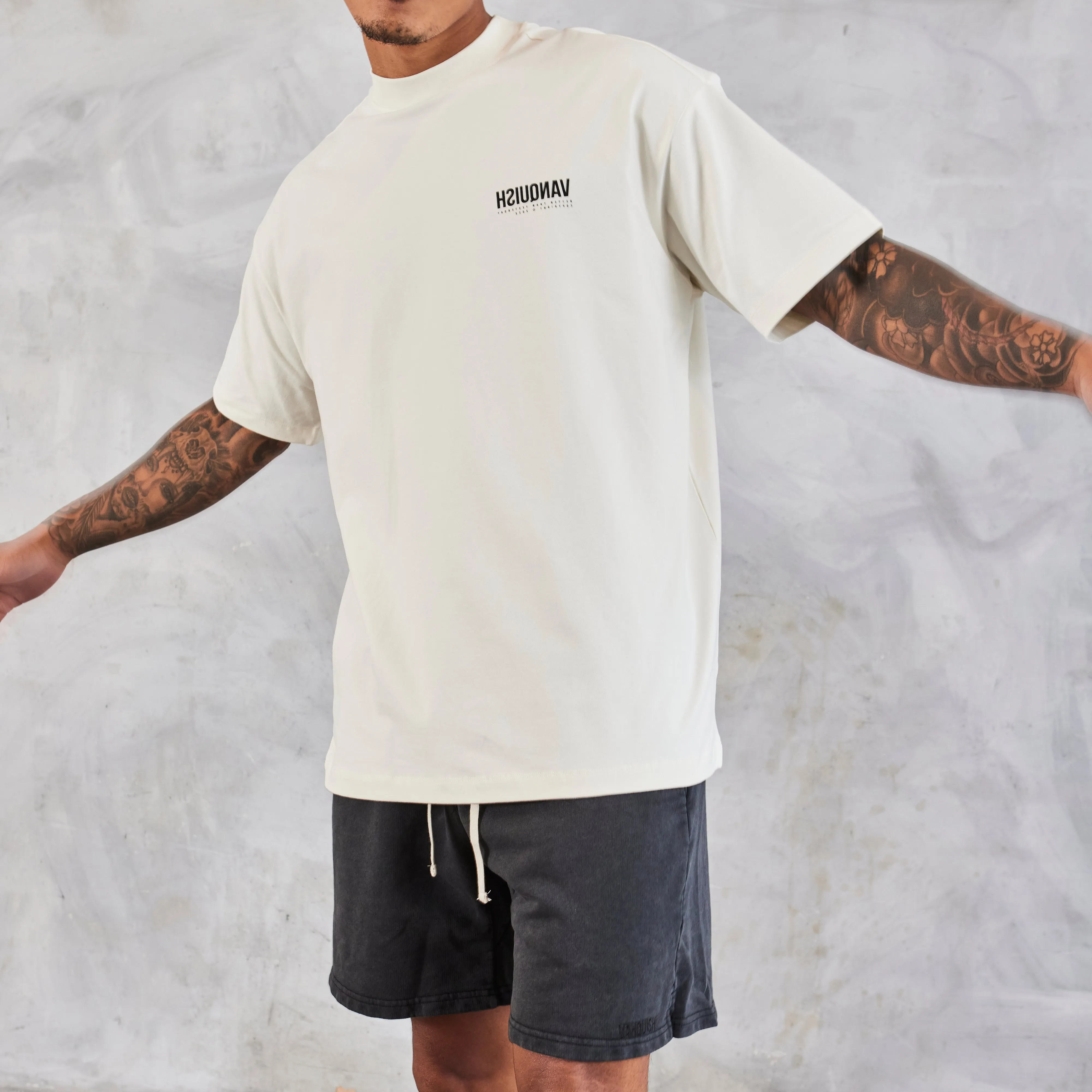 Vanquish Copyright Vintage White Boxy Oversized T Shirt