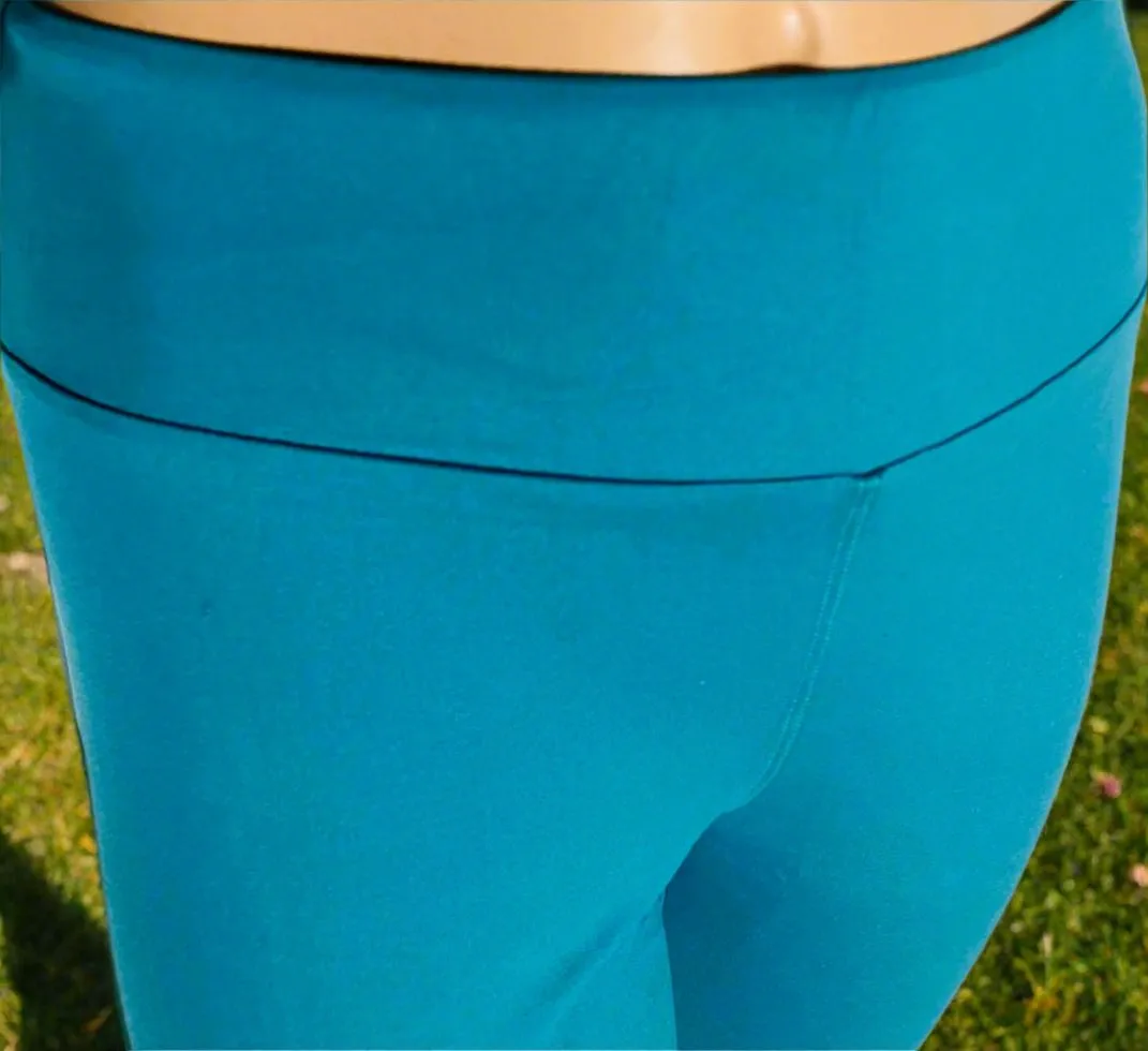 Womens Teal Blue Capri Leggings, Soft Yoga Pants, Sizes 0-20, Yoga Waist, Exclusive Leggings