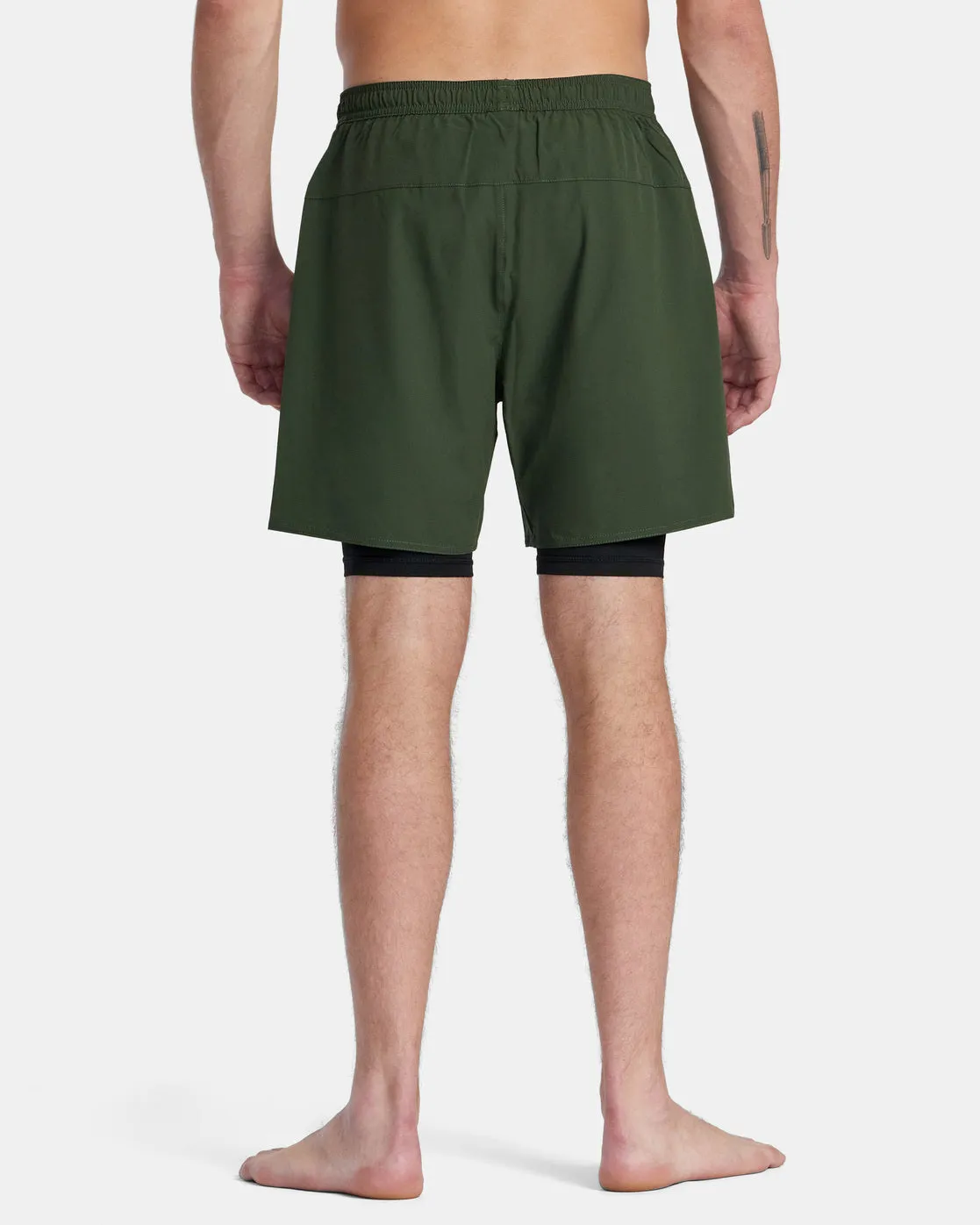 Yogger Train 2-In-1 17 Workout Shorts - Dark Olive