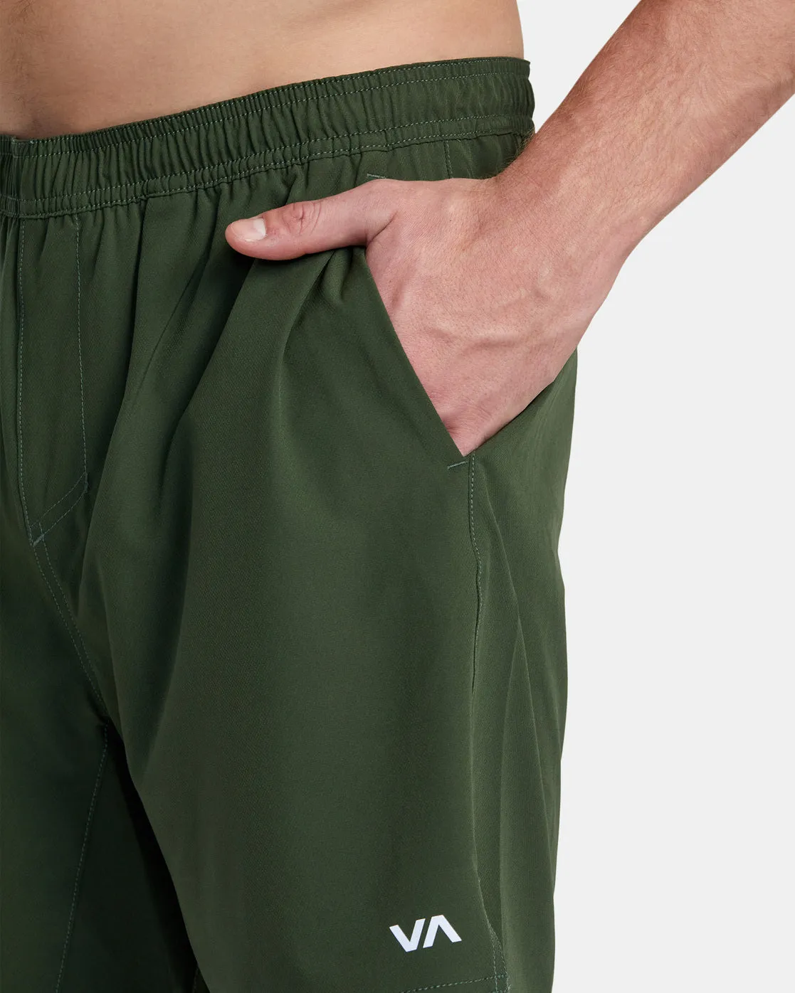 Yogger Train 2-In-1 17 Workout Shorts - Dark Olive